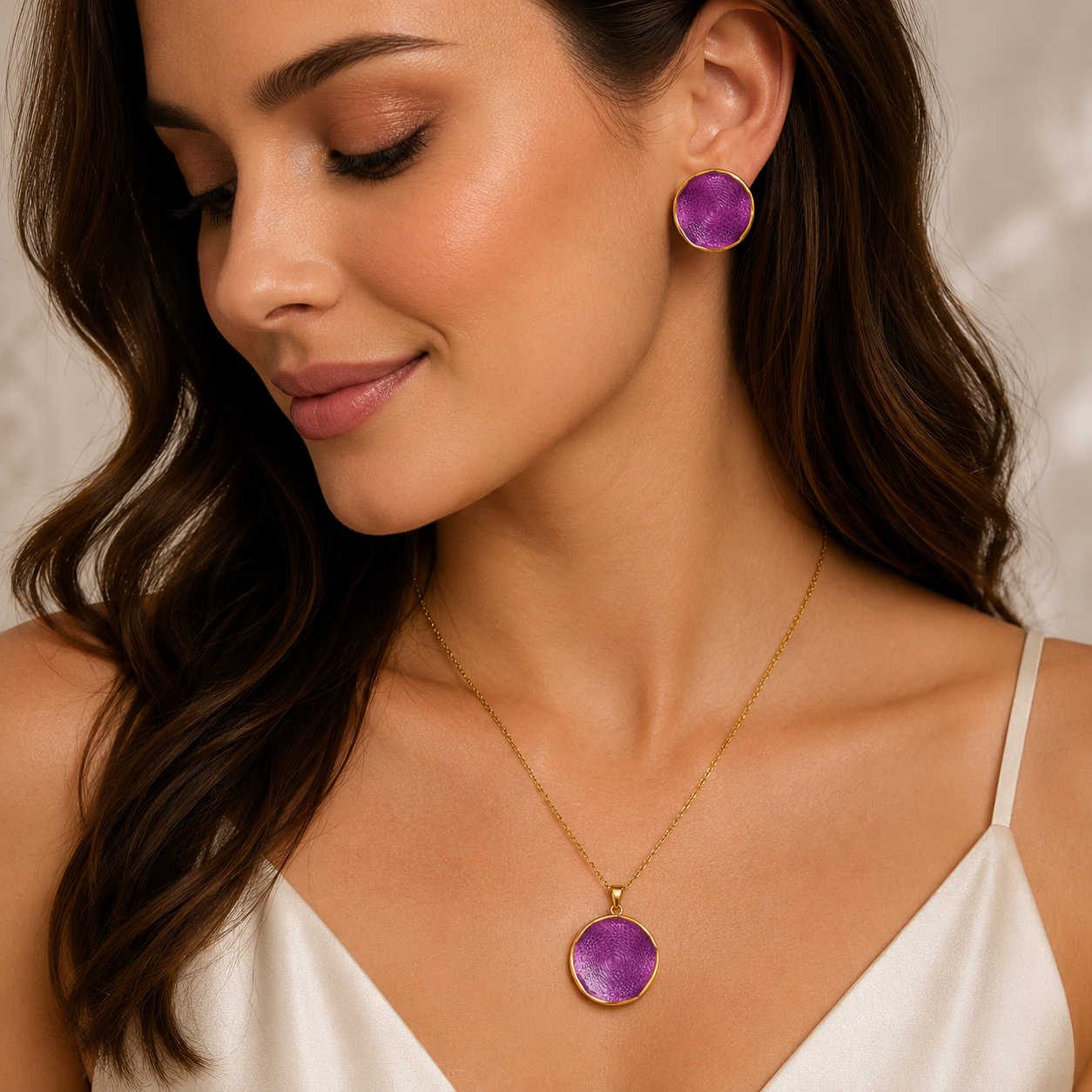 Round Pendant Earring Set