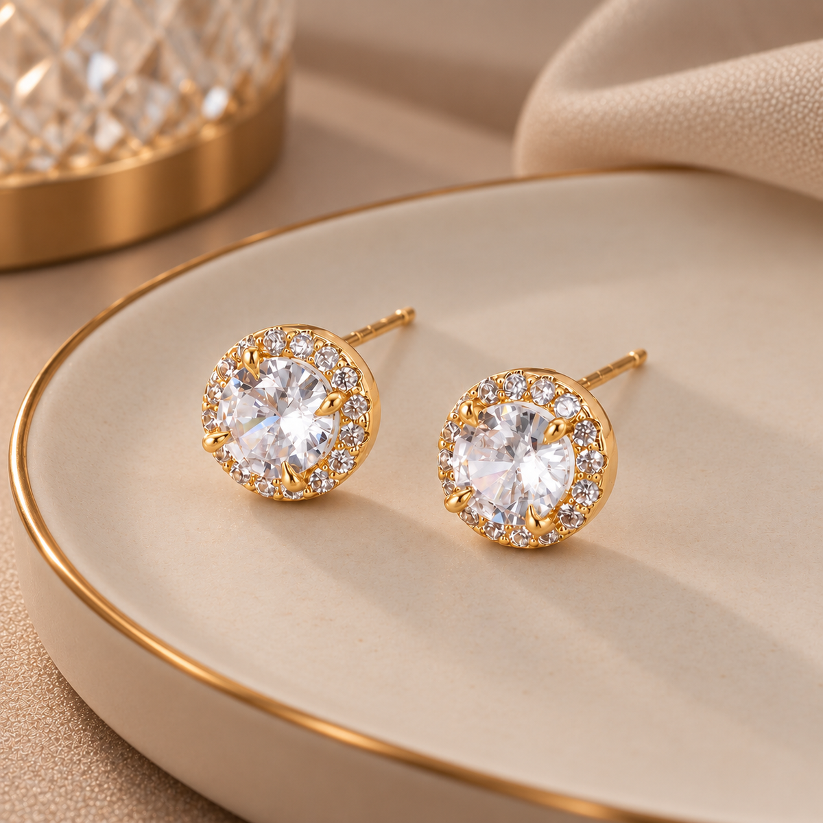 Classic Crystal Round Studs