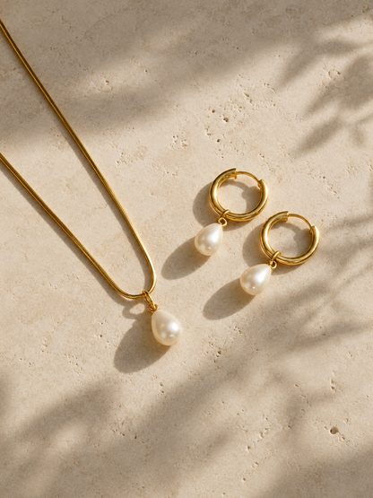 Teardrop Pearl Pendant
