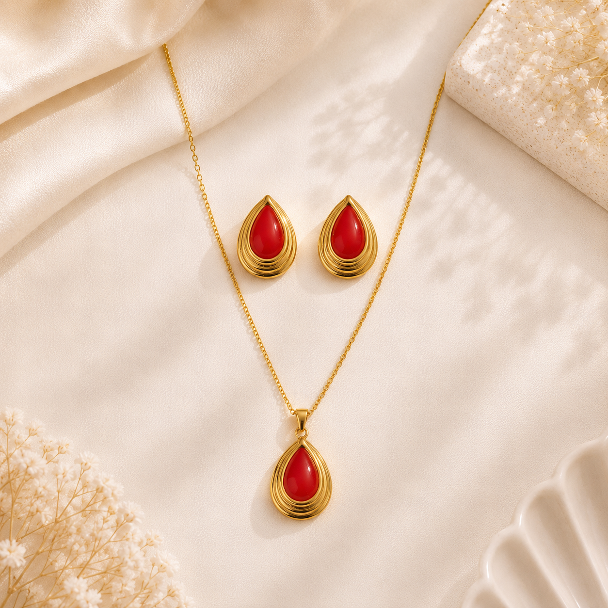 Teardrop Pendant Set